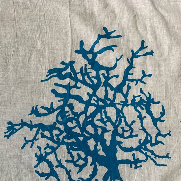 *NWT* Italian Blue Coral Lightweight Scarf - Picture 3 of 4